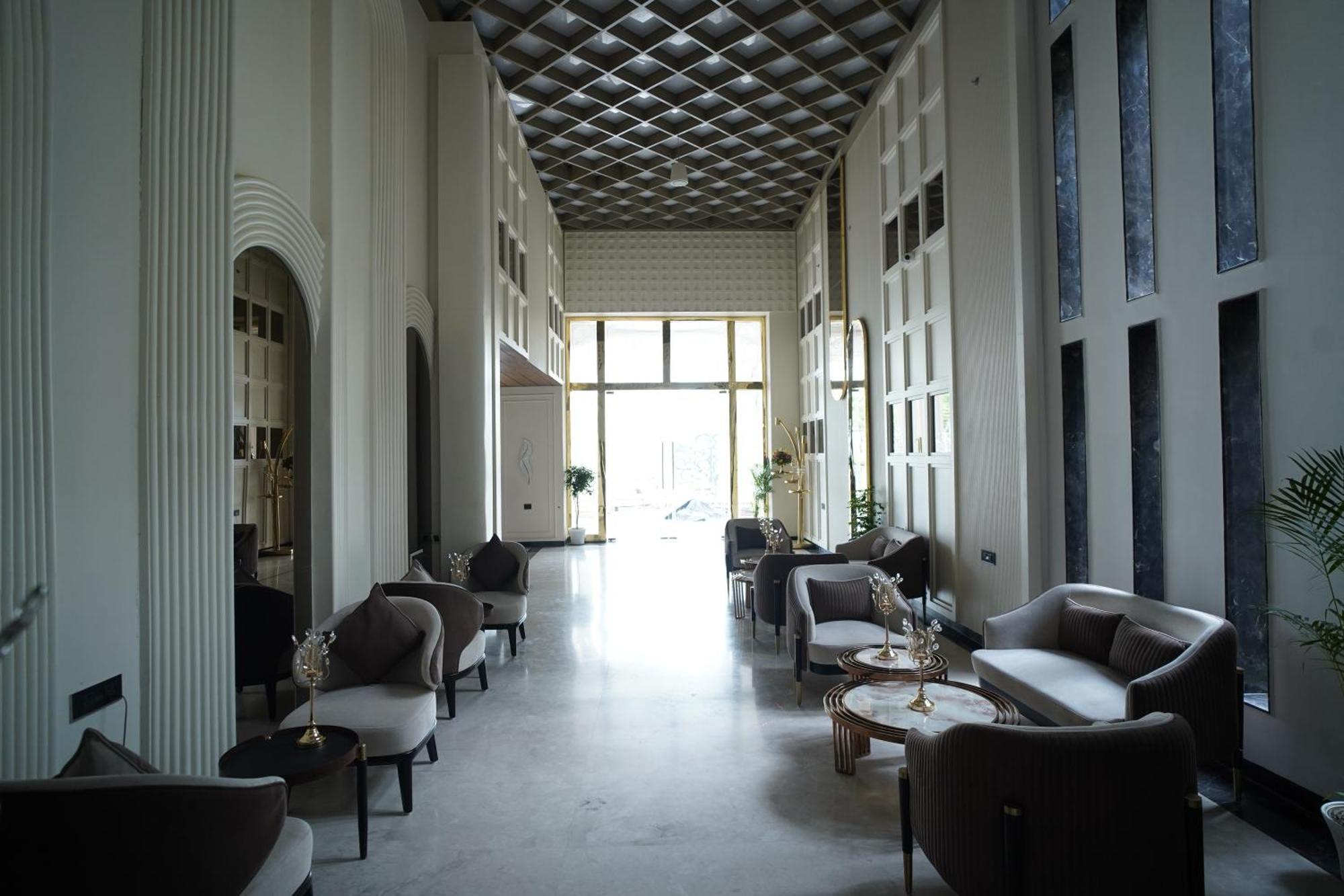 Ornate Lucknow Hotel Luaran gambar